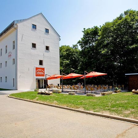 Hotel Zamecka Sypka 布兰斯科 外观 照片
