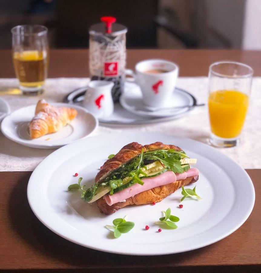 Hotel Zamecka Sypka 布兰斯科 外观 照片